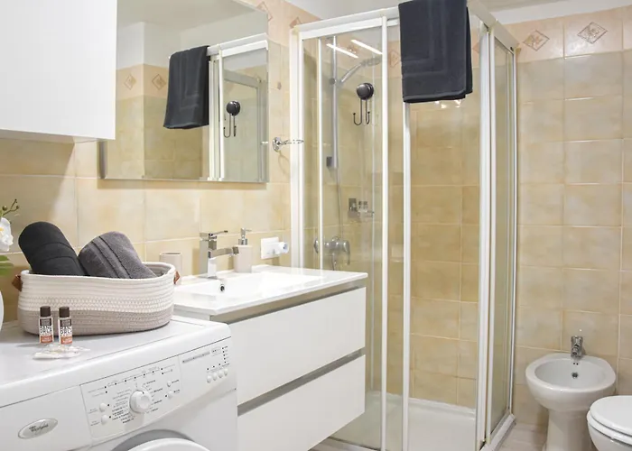 Moderno - 15 Minuti Dal Centro E Parcheggio Pubblico Gratuito *